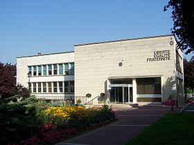 L'hôtel de ville de Saint-Cyr-l'École.